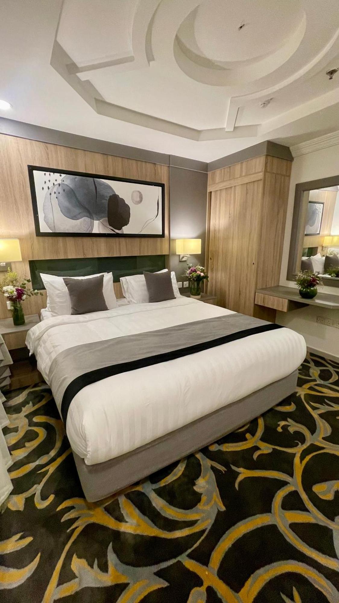Laten Suites Prince Sultan 吉达 外观 照片