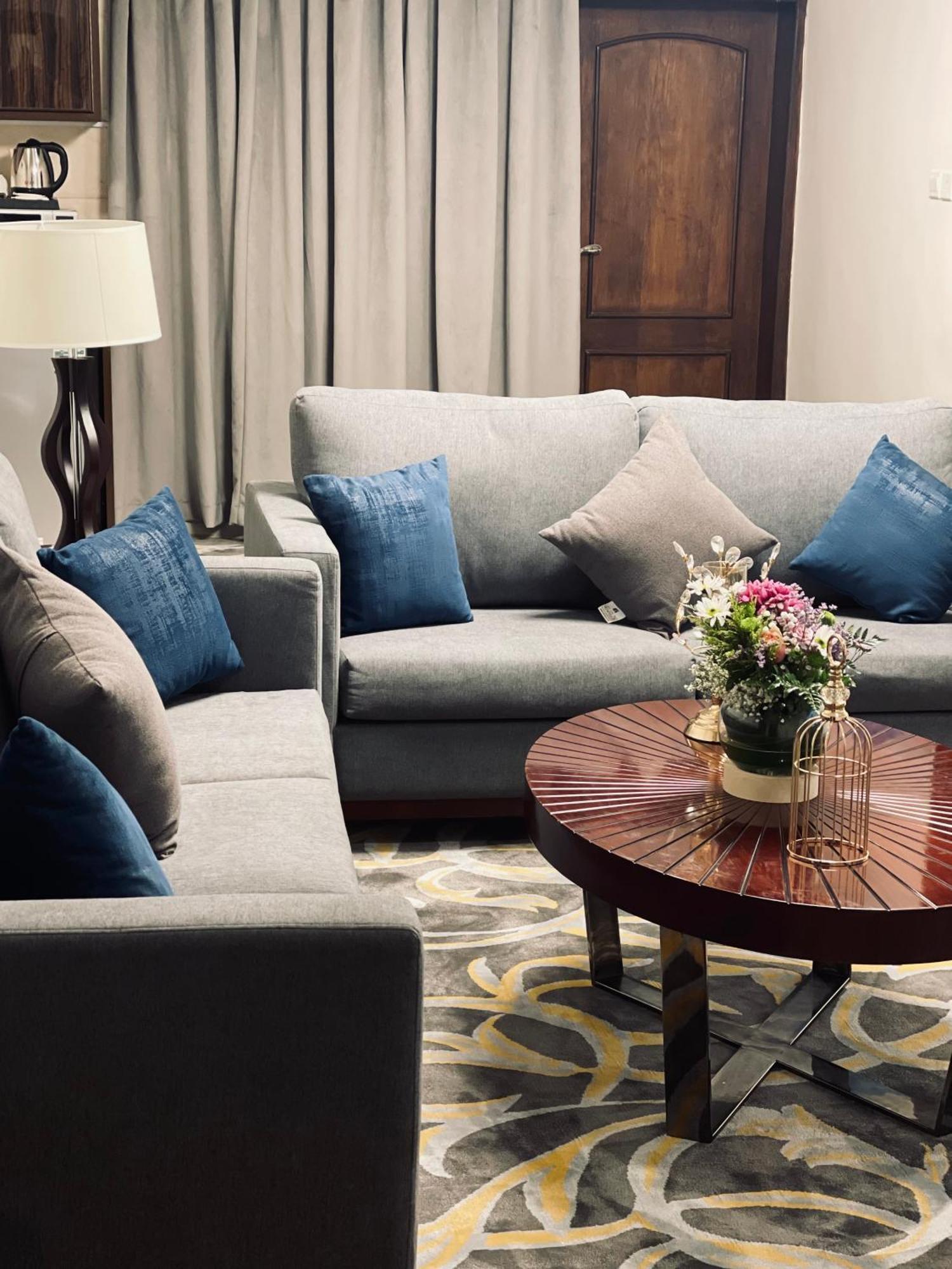 Laten Suites Prince Sultan 吉达 外观 照片