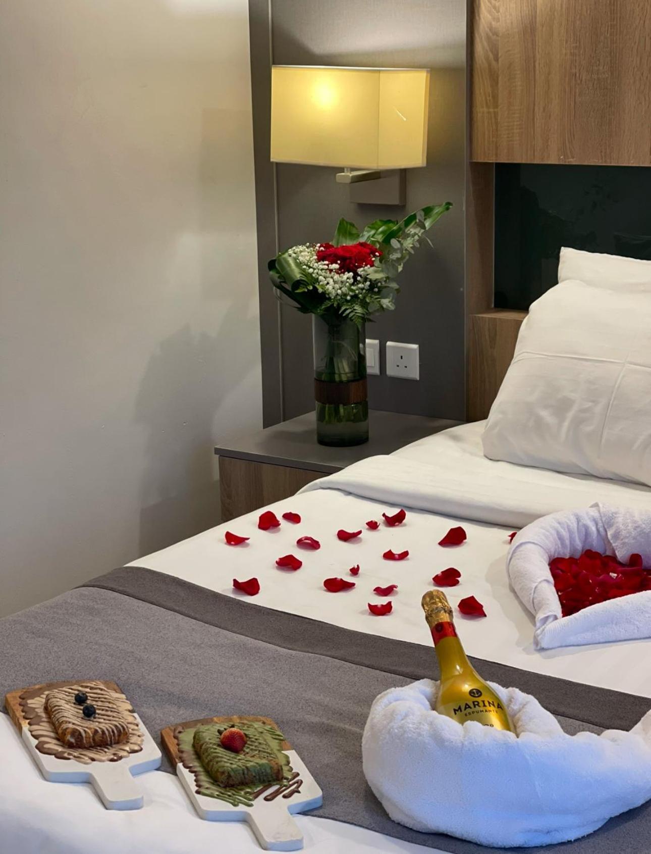 Laten Suites Prince Sultan 吉达 外观 照片
